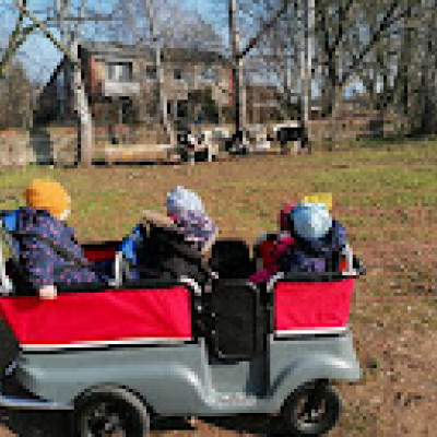 Ein Ausflug mit dem Kinderbus